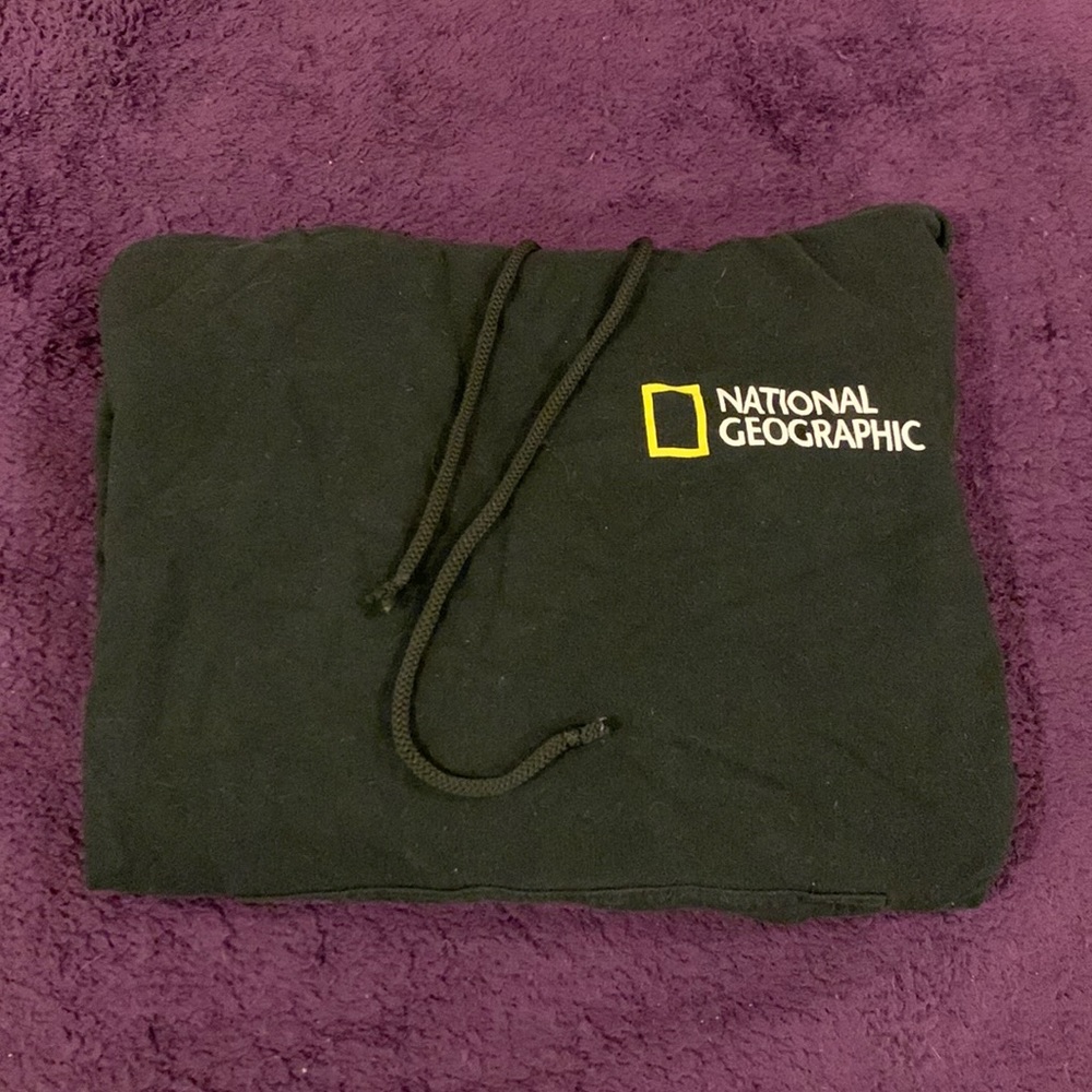 🚗 SALE- National Geographic Hoodie